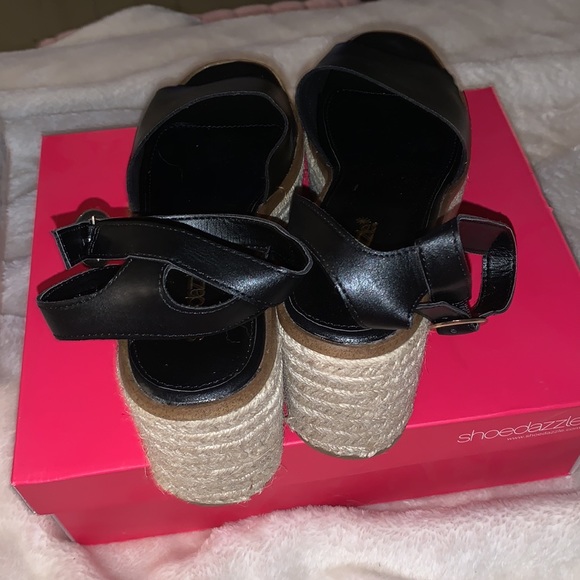 Black paten leather sandals - Picture 3 of 4
